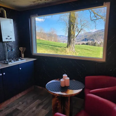 Le Nid Douillet Du Tacot *